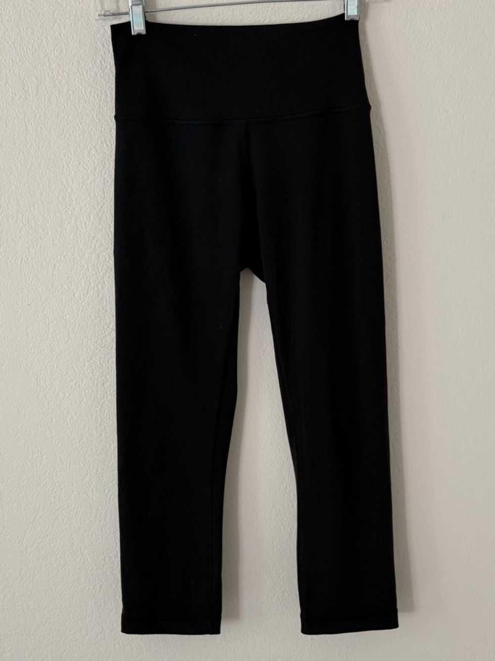 Lululemon Discontinued Wunder Under High-Rise Crop 21" Black Size 6